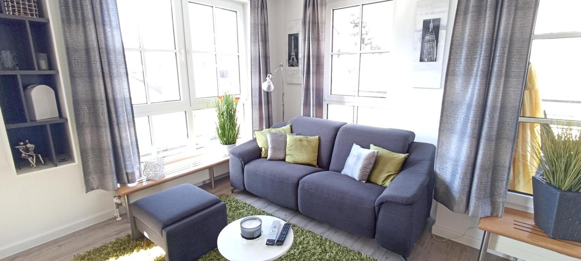 Grosszuegiges Helles Penthouse -Komplette Etage- Mit Balkon Und Stellplatz In Ruhiger Lage 쿨름바흐 외부 사진