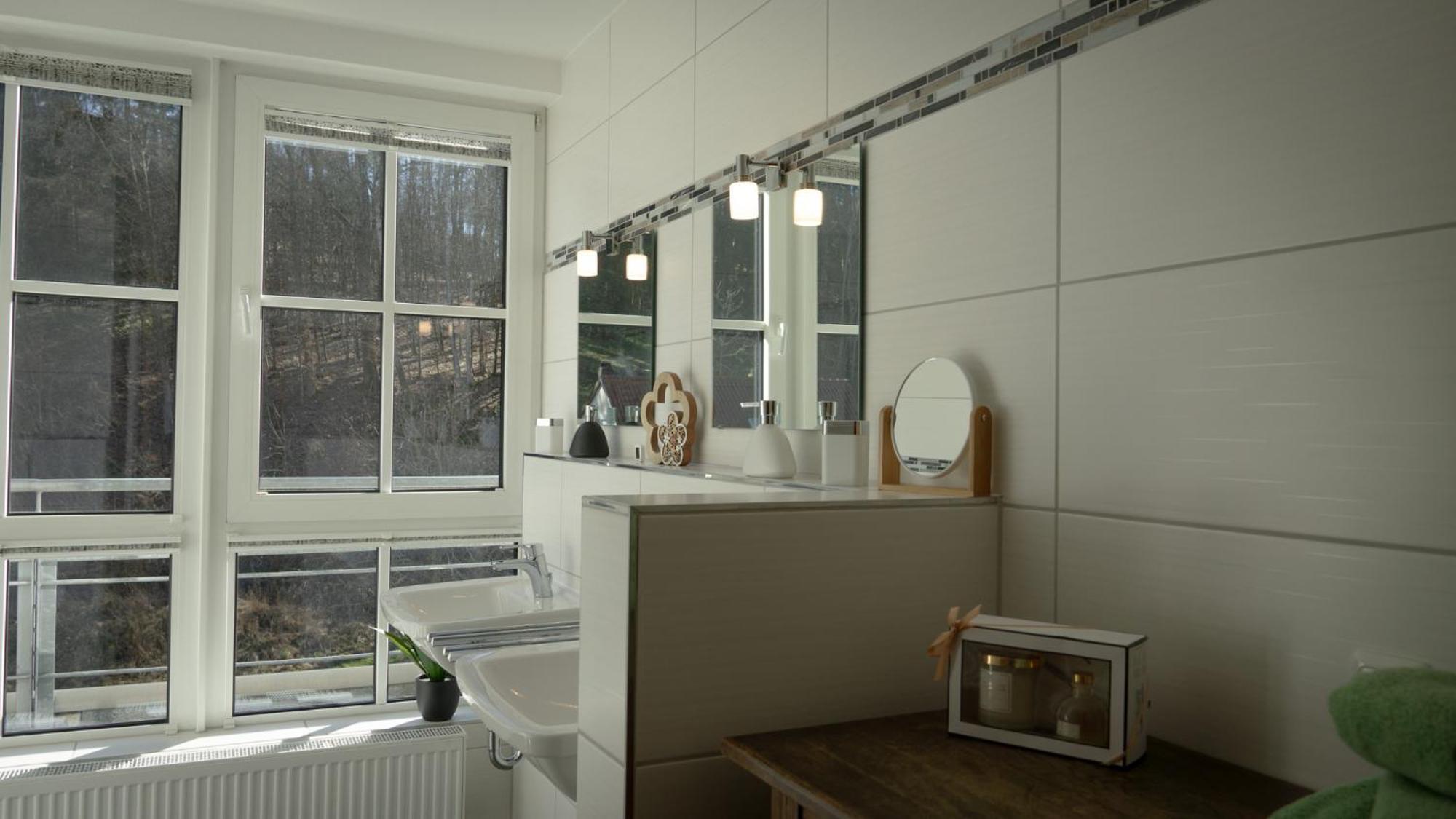 Grosszuegiges Helles Penthouse -Komplette Etage- Mit Balkon Und Stellplatz In Ruhiger Lage 쿨름바흐 외부 사진