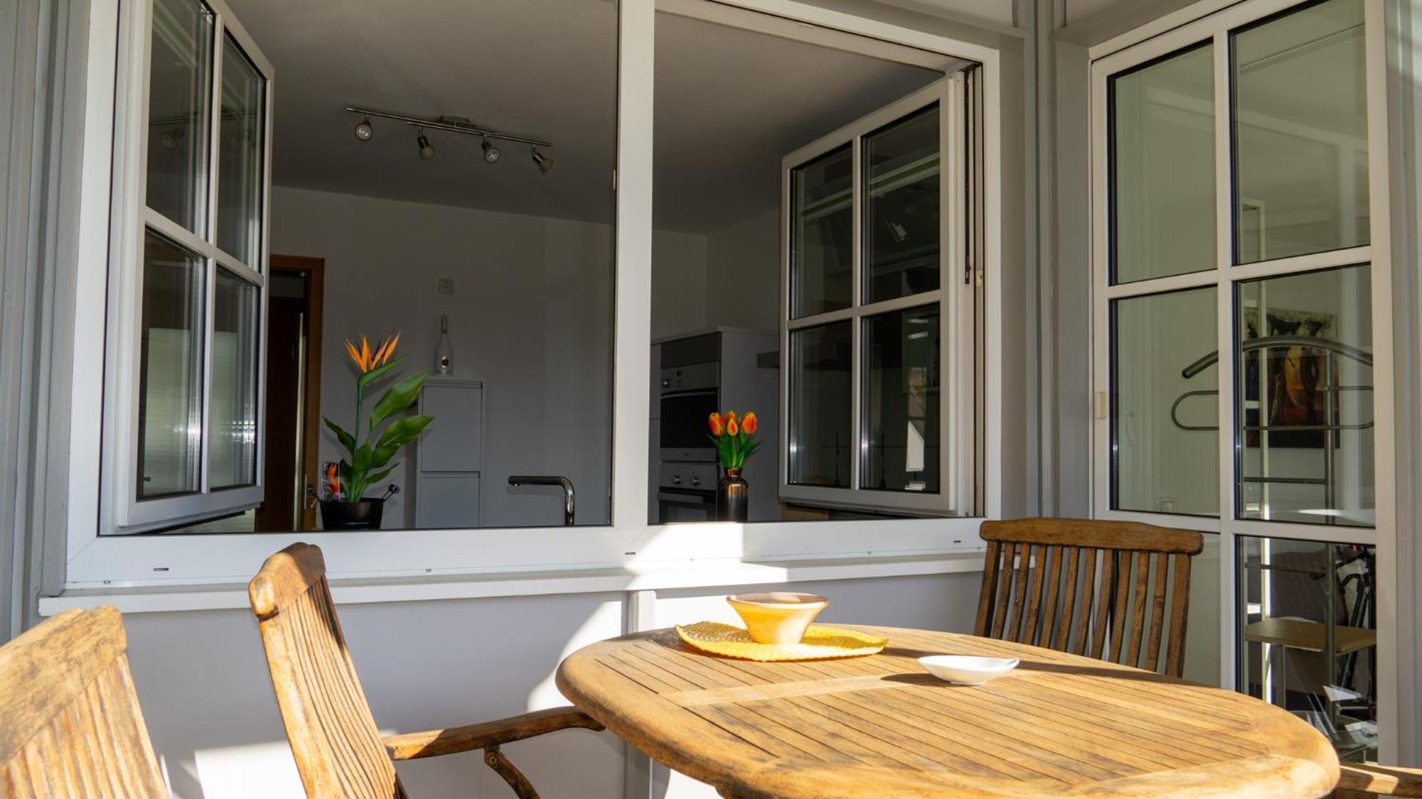 Grosszuegiges Helles Penthouse -Komplette Etage- Mit Balkon Und Stellplatz In Ruhiger Lage 쿨름바흐 외부 사진