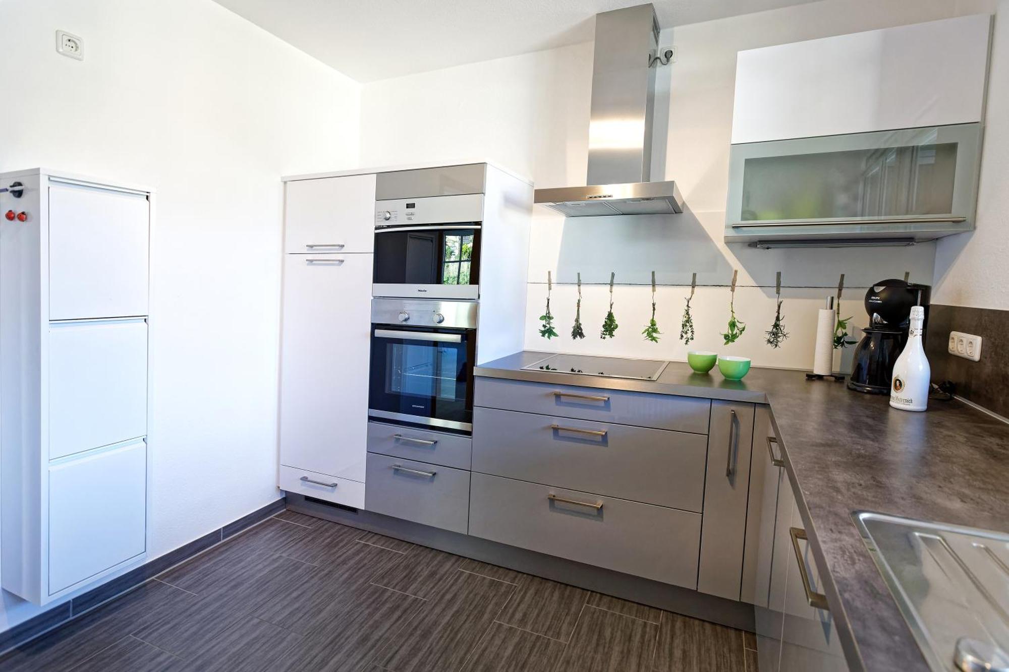Grosszuegiges Helles Penthouse -Komplette Etage- Mit Balkon Und Stellplatz In Ruhiger Lage 쿨름바흐 외부 사진
